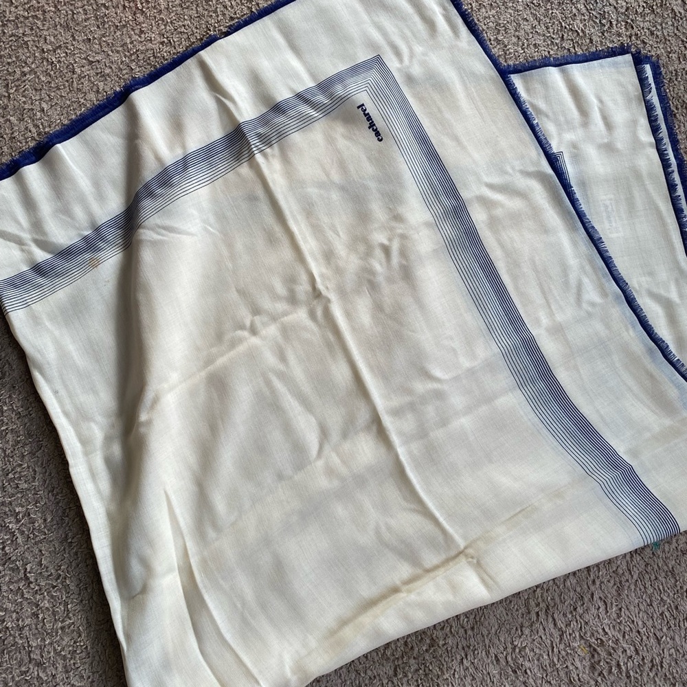 100% wool scarf